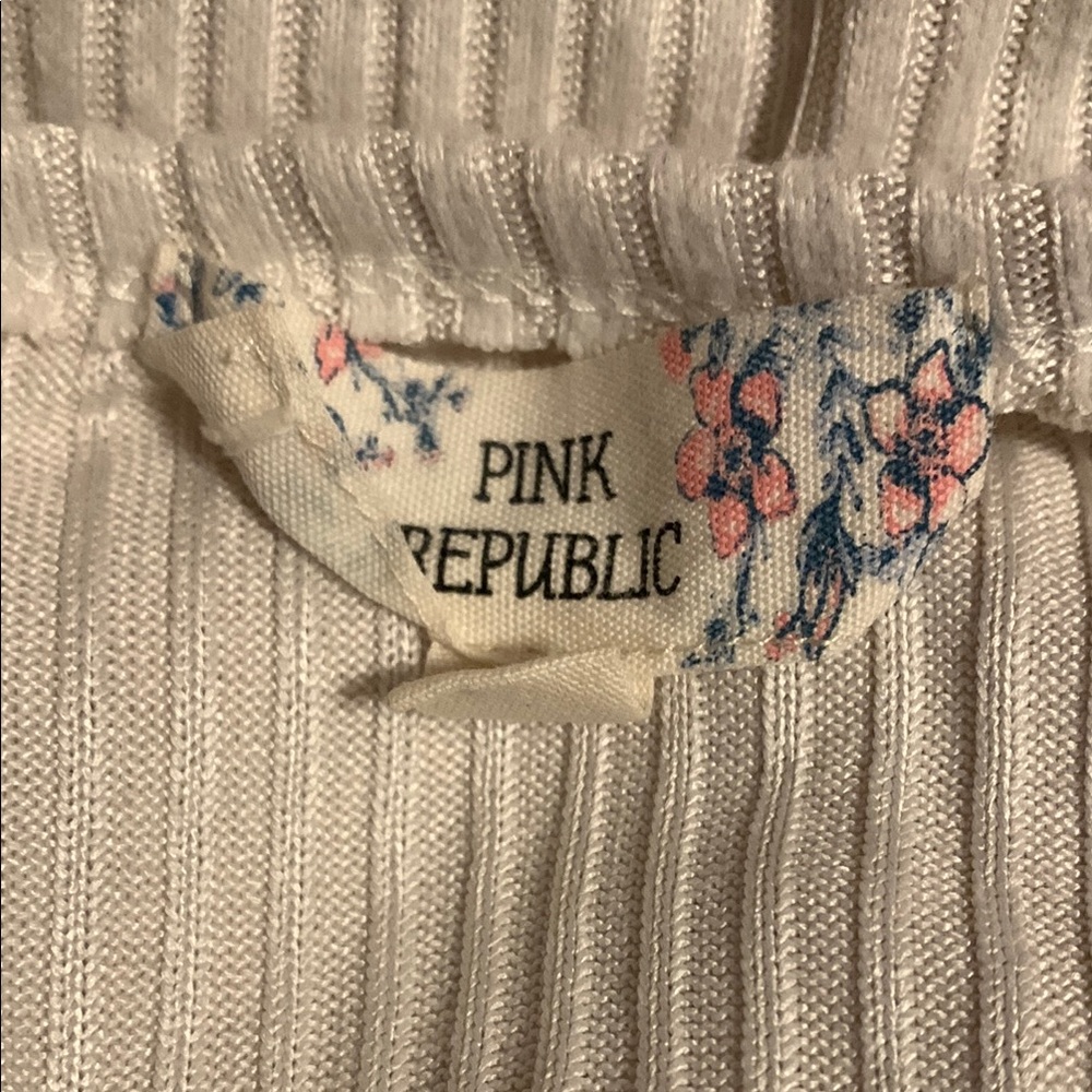 White Ribbed Cardigan Sweater - Picture 2 of 4